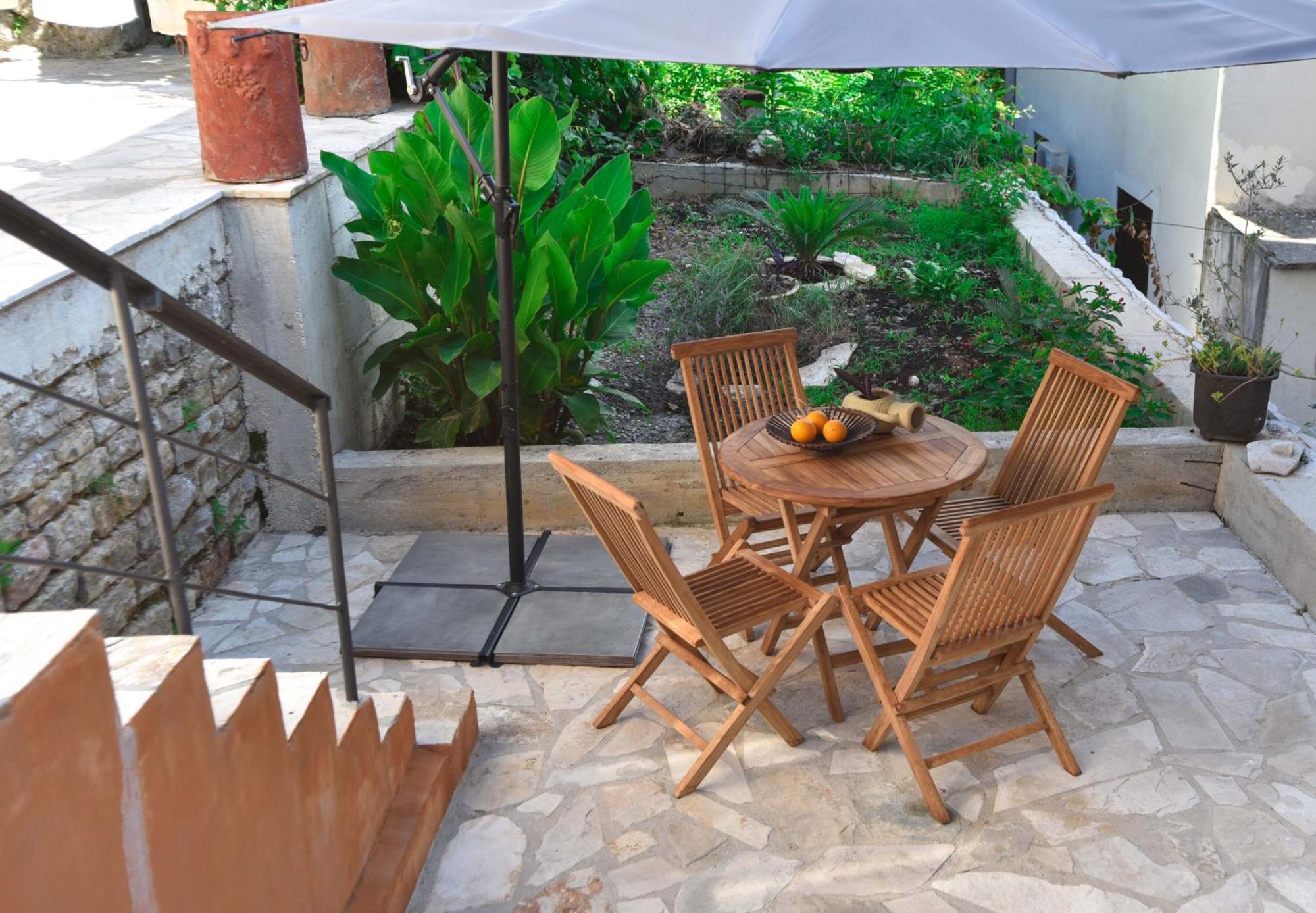 Guest House Amfora بودفا المظهر الخارجي الصورة