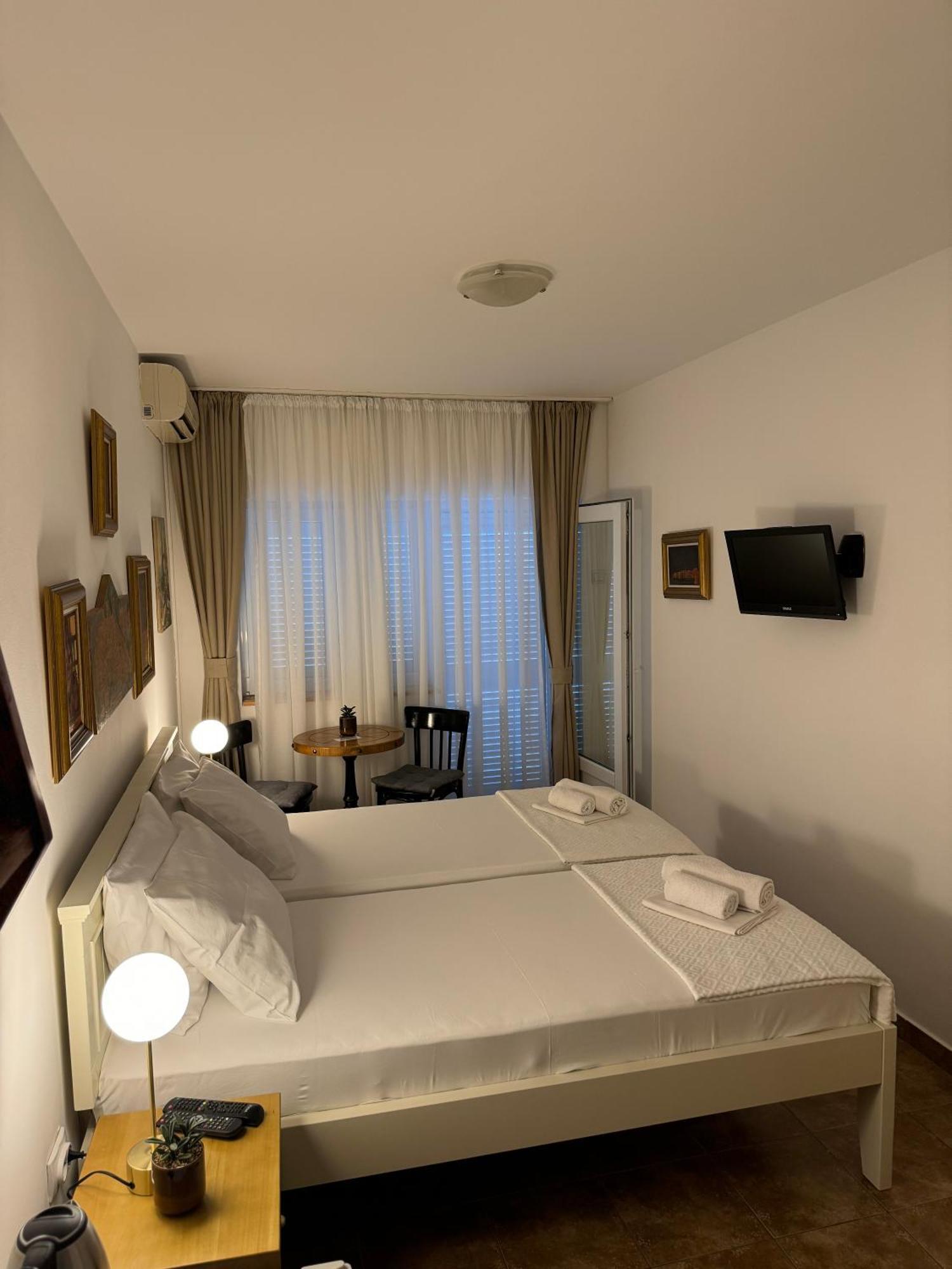 Guest House Amfora بودفا المظهر الخارجي الصورة