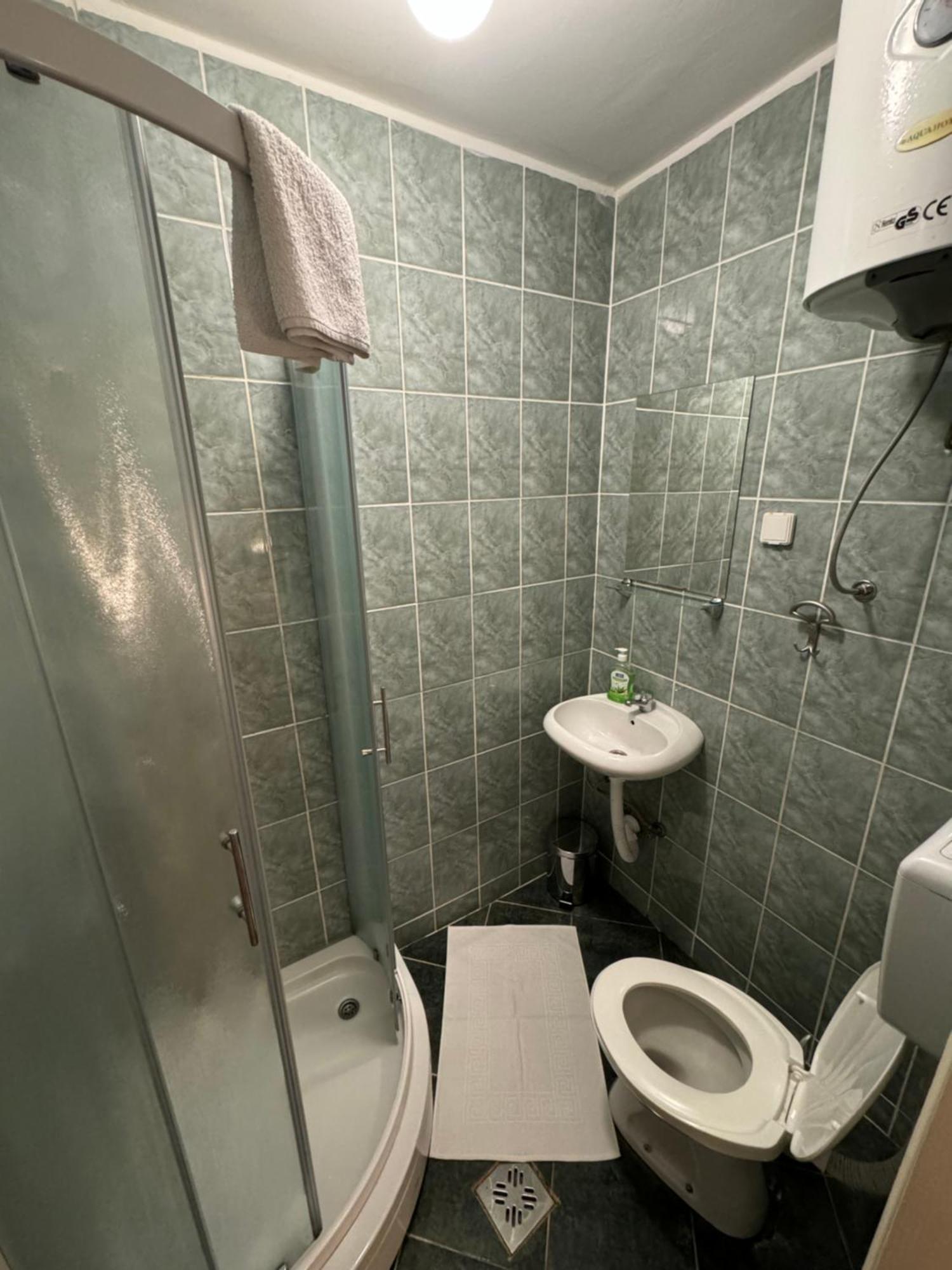 Guest House Amfora بودفا المظهر الخارجي الصورة